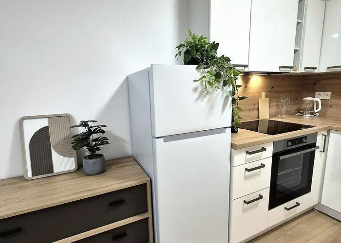 Krásny V Ružinove Apartamento *