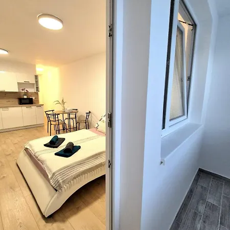 アパート Krasny V Ruzinove *